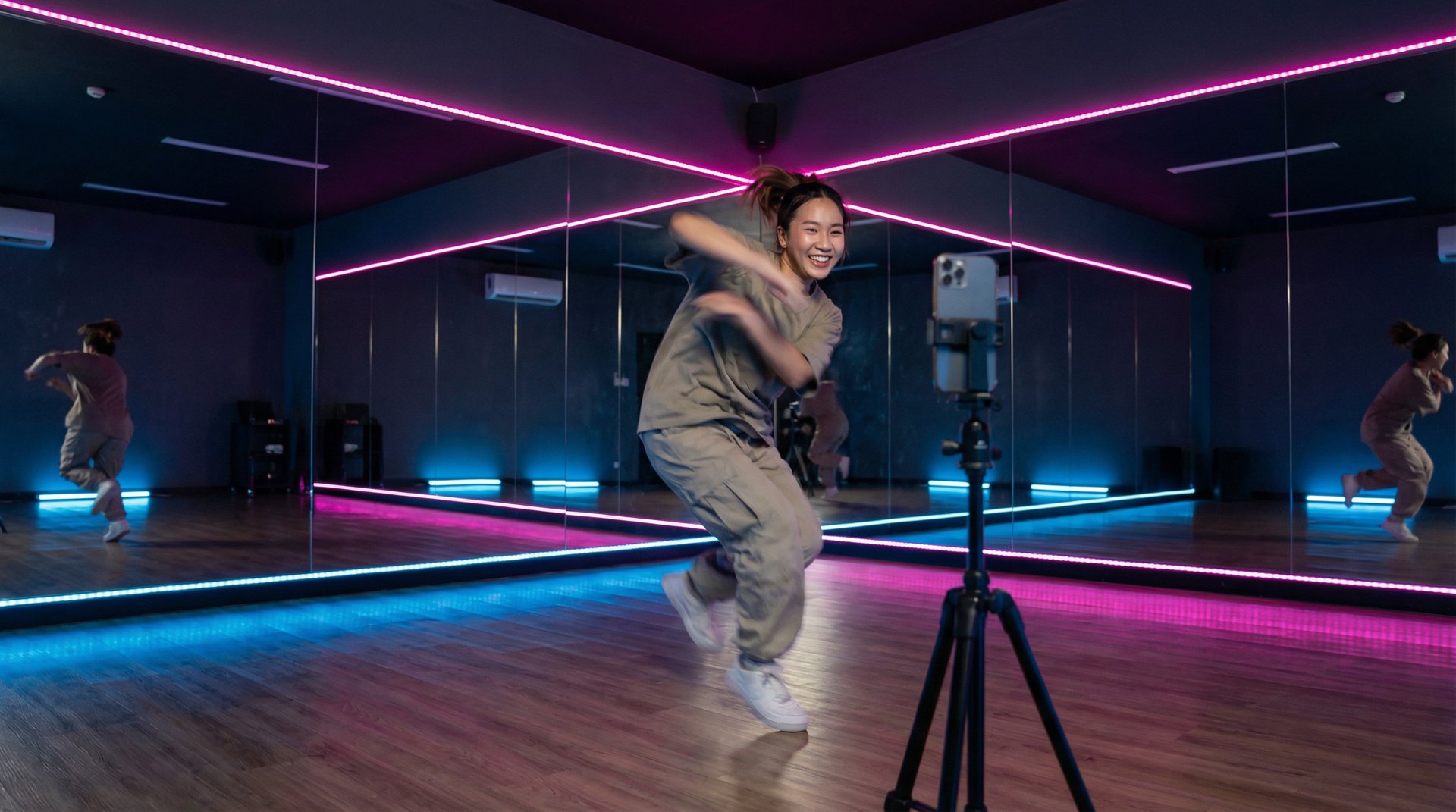 黄色仓库社区舞蹈挑战视频